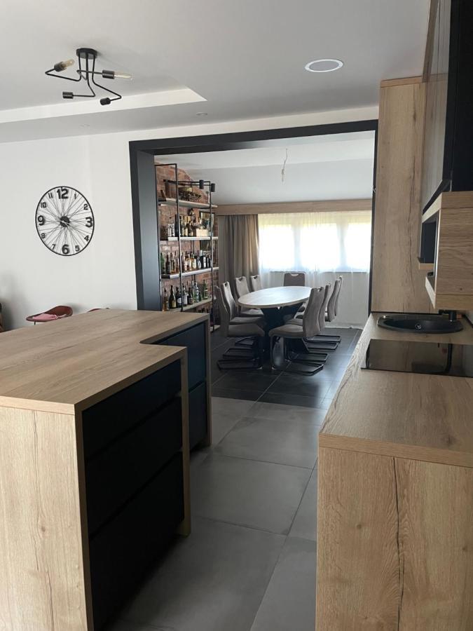 Pampas Apartments Mreznica ドゥガ・レサ エクステリア 写真