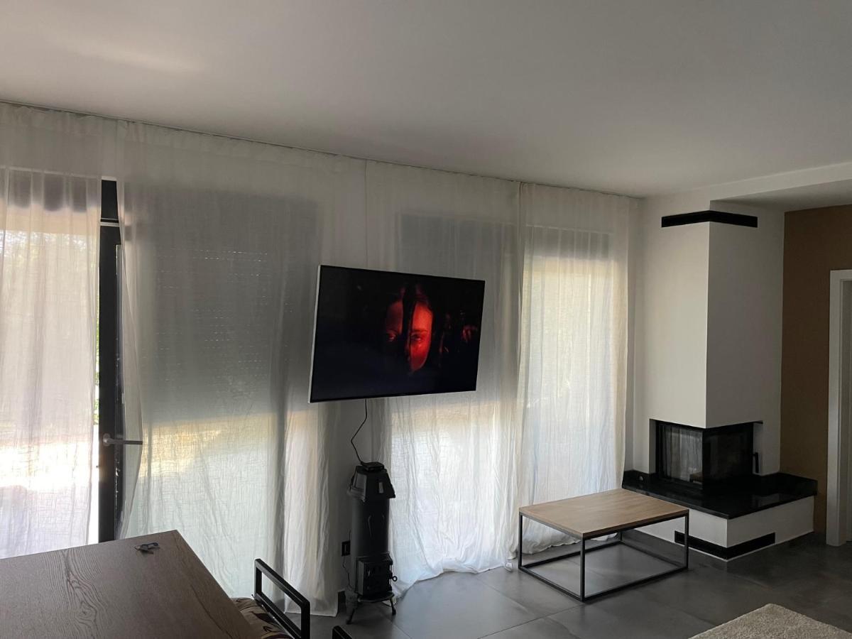 Pampas Apartments Mreznica ドゥガ・レサ エクステリア 写真