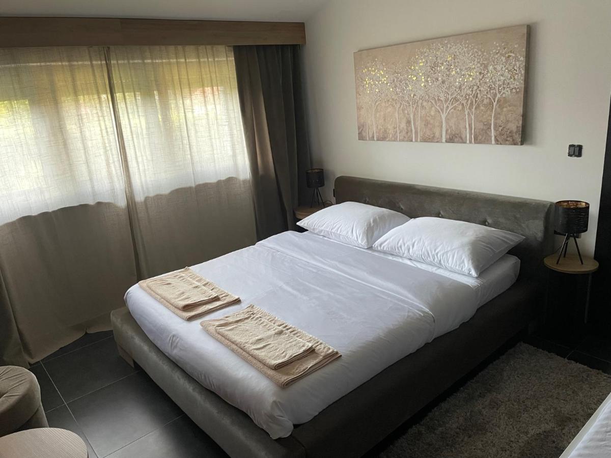 Pampas Apartments Mreznica ドゥガ・レサ エクステリア 写真