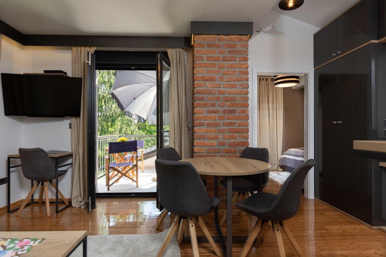 Pampas Apartments Mreznica ドゥガ・レサ エクステリア 写真